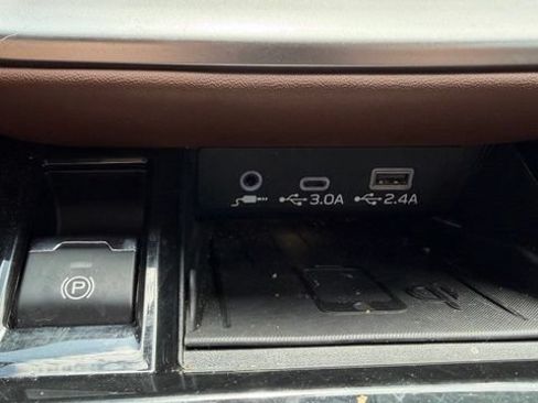 Used 2024 Subaru Outback Touring XT w/ Tech Package 3 AWD/4WD image 32
