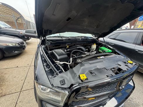 Used 2013 RAM 1500 Express image 30