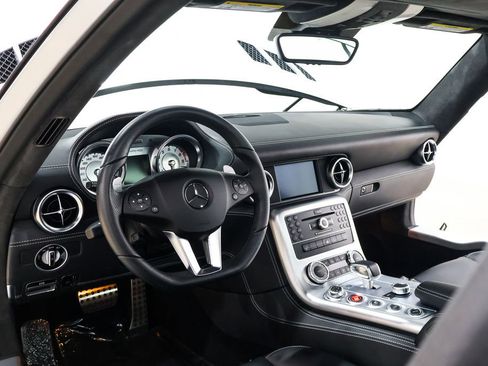 Used 2012 Mercedes-Benz SLS AMG Coupe image 23