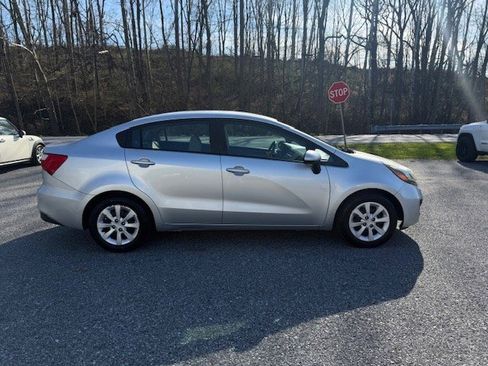 Used 2016 Kia Rio LX w/ Power Package image 5