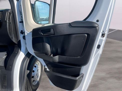 Used 2021 RAM ProMaster 2500 image 14