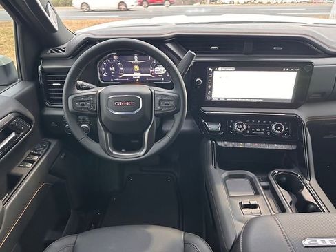 New 2026 GMC Sierra 2500 AT4 w/ AT4 Premium Plus Package image 18
