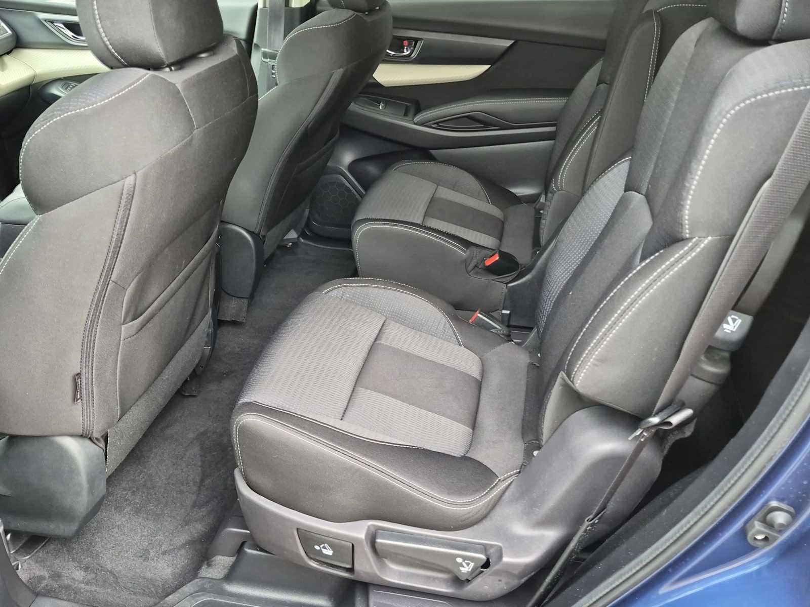 Used 2022 Subaru Ascent Premium w/ Convenience Package AWD/4WD image 19