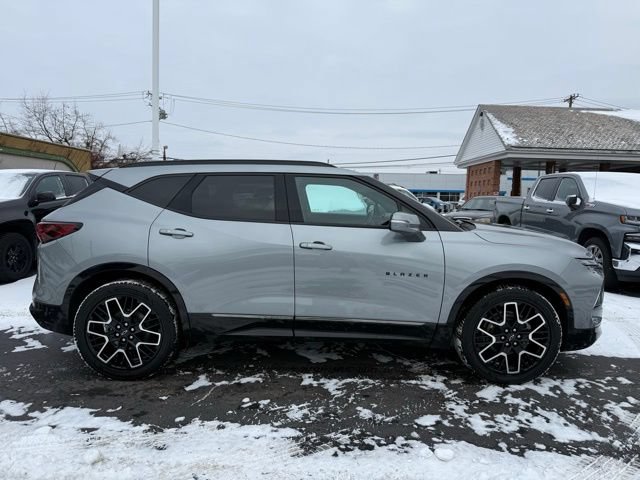 Used 2023 Chevrolet Blazer RS w/ Driver Confidence II Package AWD/4WD image 8