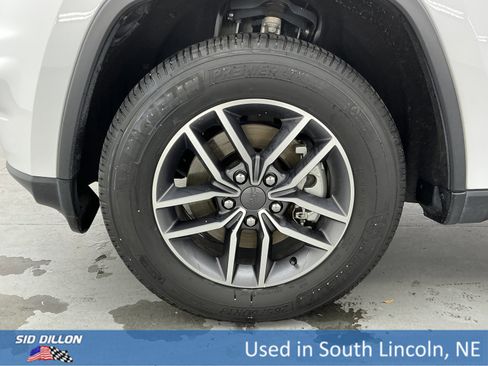 Used 2021 Jeep Grand Cherokee Limited image 45