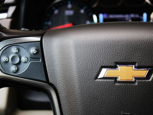 Used 2020 Chevrolet Tahoe LT image 30