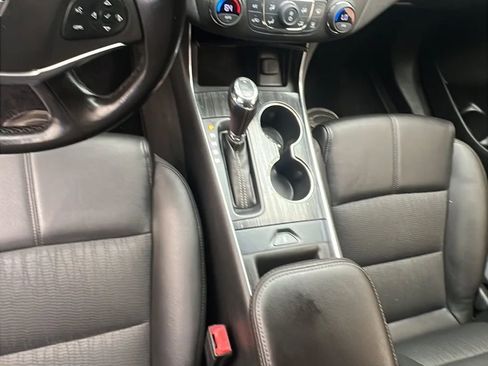 Used 2019 Chevrolet Impala LT image 25