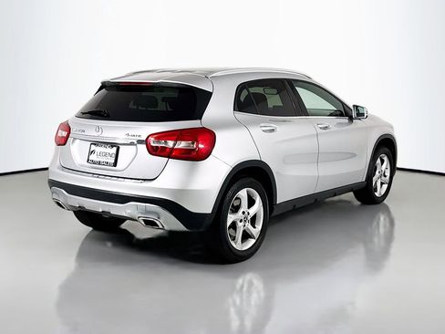 Used 2018 Mercedes-Benz GLA 250 4MATIC image 5