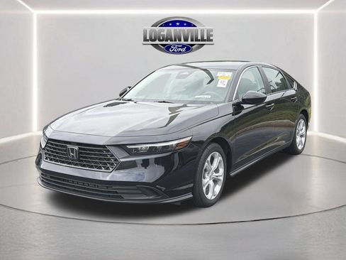 Used 2025 Honda Accord LX image 1