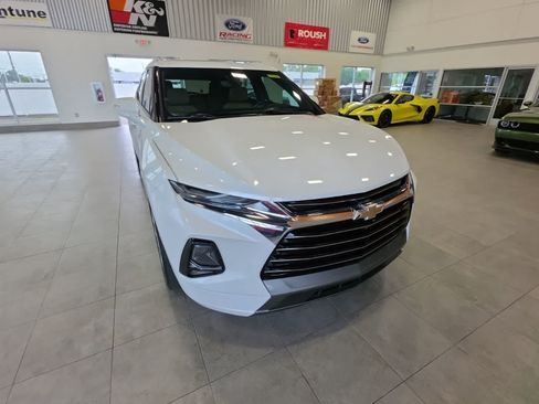 Used 2020 Chevrolet Blazer Premier w/ Driver Confidence II Package AWD/4WD image 4