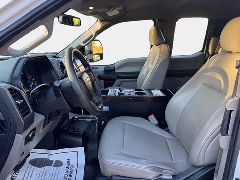 Used 2017 Ford F250 XL w/ Power Equipment Group image 9