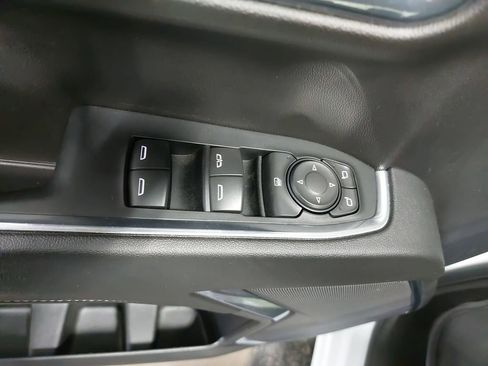 Used 2024 Chevrolet Silverado 1500 LT image 28