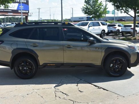 Used 2024 Subaru Outback Wilderness w/ Wilderness Package AWD/4WD image 4