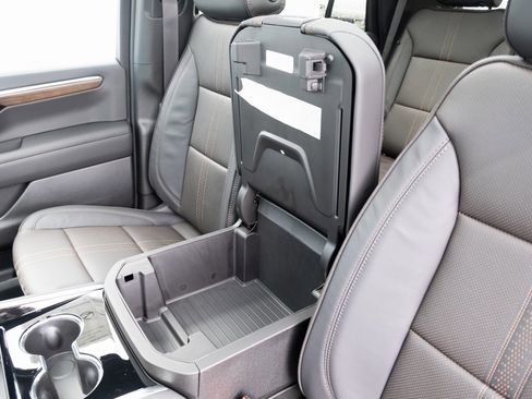 New 2026 Chevrolet Tahoe High Country image 9