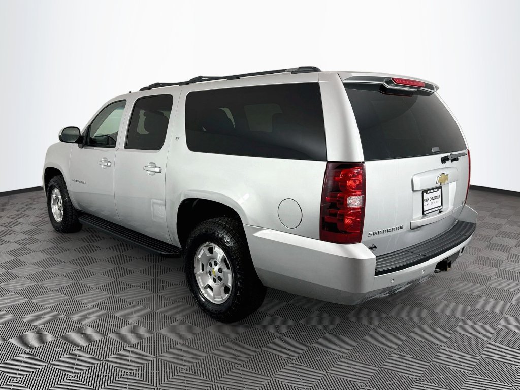Used 2011 Chevrolet Suburban LT AWD/4WD image 5