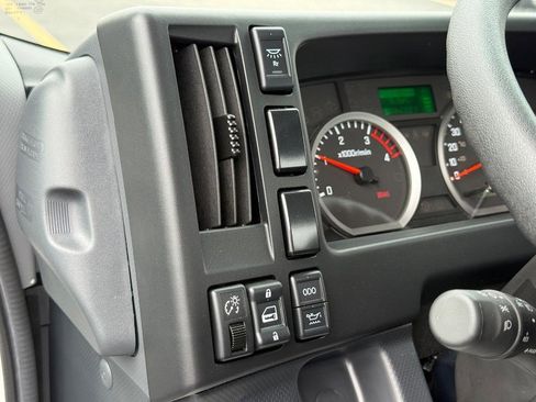 New 2024 Chevrolet Low Cab Forward 4500 XD image 15