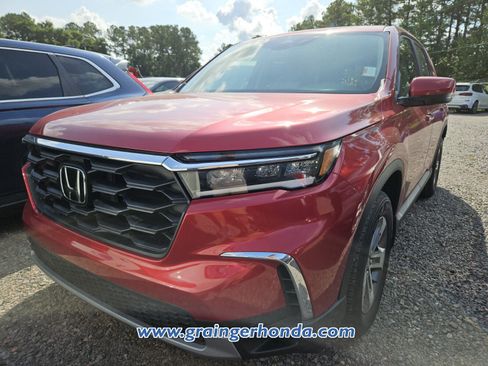 Used 2023 Honda Pilot EX-L image 2