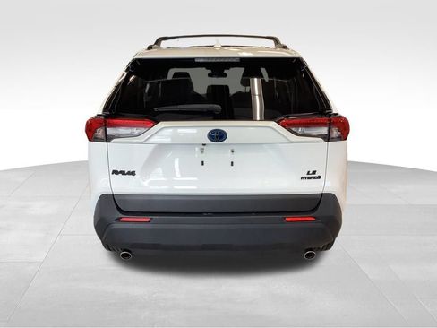 Used 2022 Toyota RAV4 LE AWD/4WD image 29