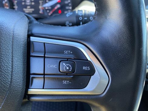 Certified 2022 Jeep Compass Altitude w/ Sun and Sound Group AWD/4WD image 18