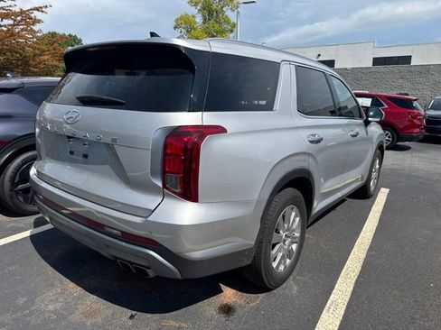 Used 2025 Hyundai Palisade SEL FWD image 5