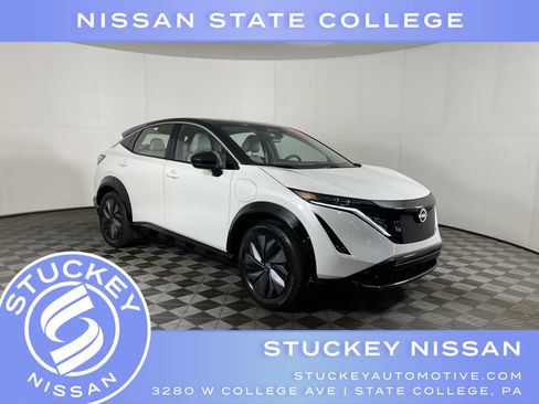 Used 2023 Nissan Ariya FWD image 1
