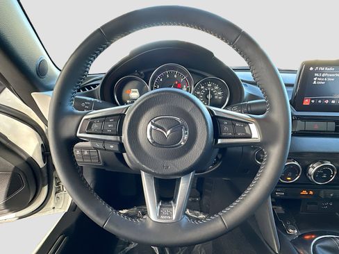 Used 2023 MAZDA MX-5 Miata Grand Touring image 11