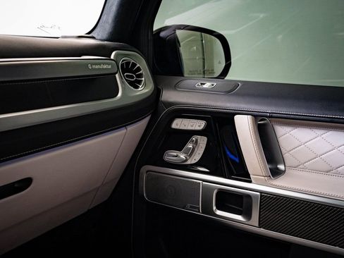 Certified 2022 Mercedes-Benz G 63 AMG 4MATIC image 38