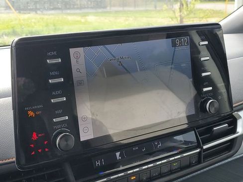 Used 2021 Toyota Sienna LE FWD image 29
