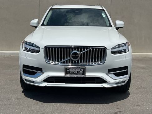 Used 2023 Volvo XC90 B6 Ultimate AWD/4WD image 3