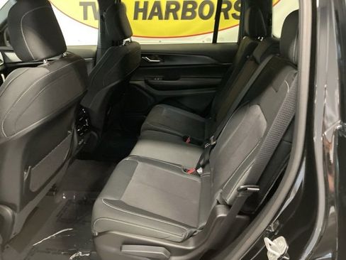 New 2025 Jeep Grand Cherokee L Laredo w/ Luxury Tech Group I image 9