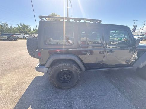 Used 2020 Jeep Wrangler Unlimited Sport AWD/4WD image 25