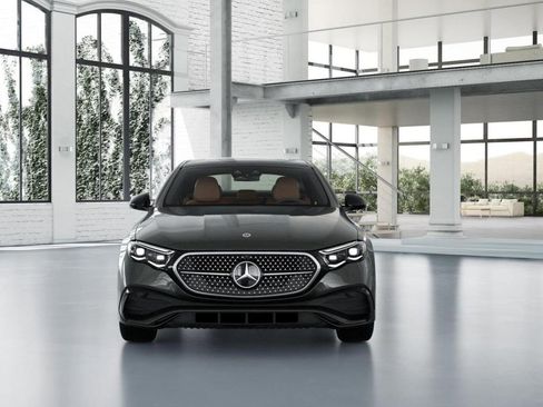 New 2026 Mercedes-Benz E 450 4MATIC Sedan image 7