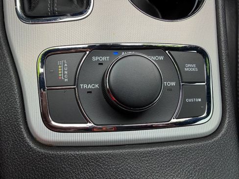 Used 2019 Jeep Grand Cherokee SRT w/ Trailer Tow Group IV AWD/4WD image 27