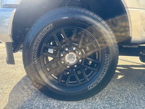 Used 2021 Ford F350 Lariat AWD/4WD image 10