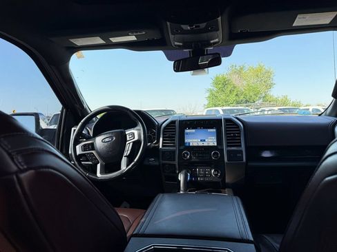 Used 2017 Ford F150 Platinum w/ Technology Package AWD/4WD image 24
