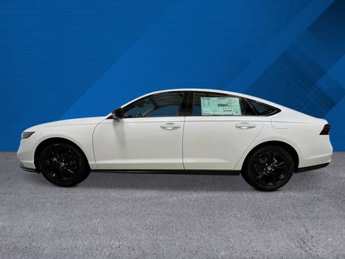 New 2025 Honda Accord SE image 7