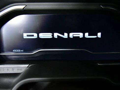 Used 2024 GMC Sierra 3500 Denali Ultimate image 28