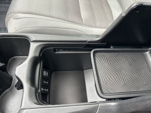 Used 2018 Honda CR-V EX image 56