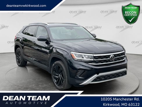 Used 2021 Volkswagen Atlas Cross Sport SE FWD image 1