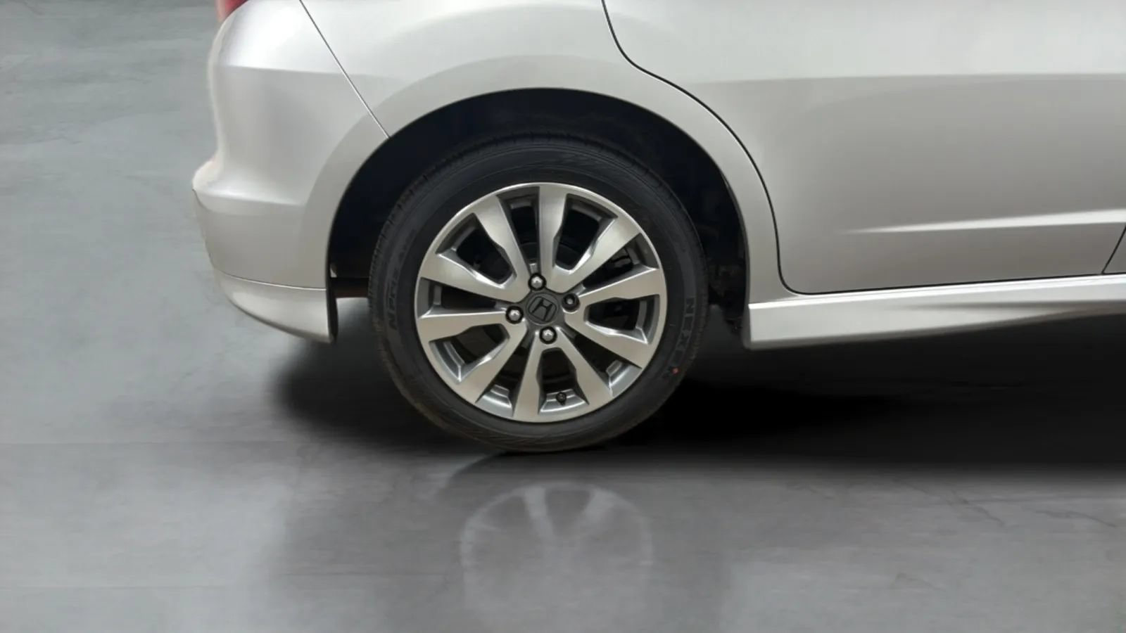 Used 2013 Honda Fit Sport image 24