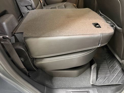 Used 2022 GMC Canyon Denali AWD/4WD image 23