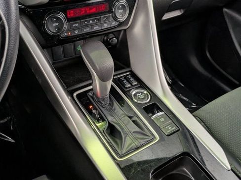 Used 2025 Mitsubishi Eclipse Cross SE AWD/4WD image 18