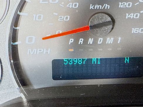 Used 2021 Chevrolet Express 3500 w/ Driver Convenience Package image 16