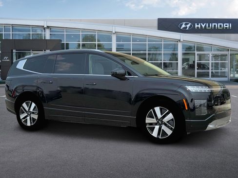 New 2026 Hyundai Ioniq 9 SEL w/ Tow & Go Package image 10