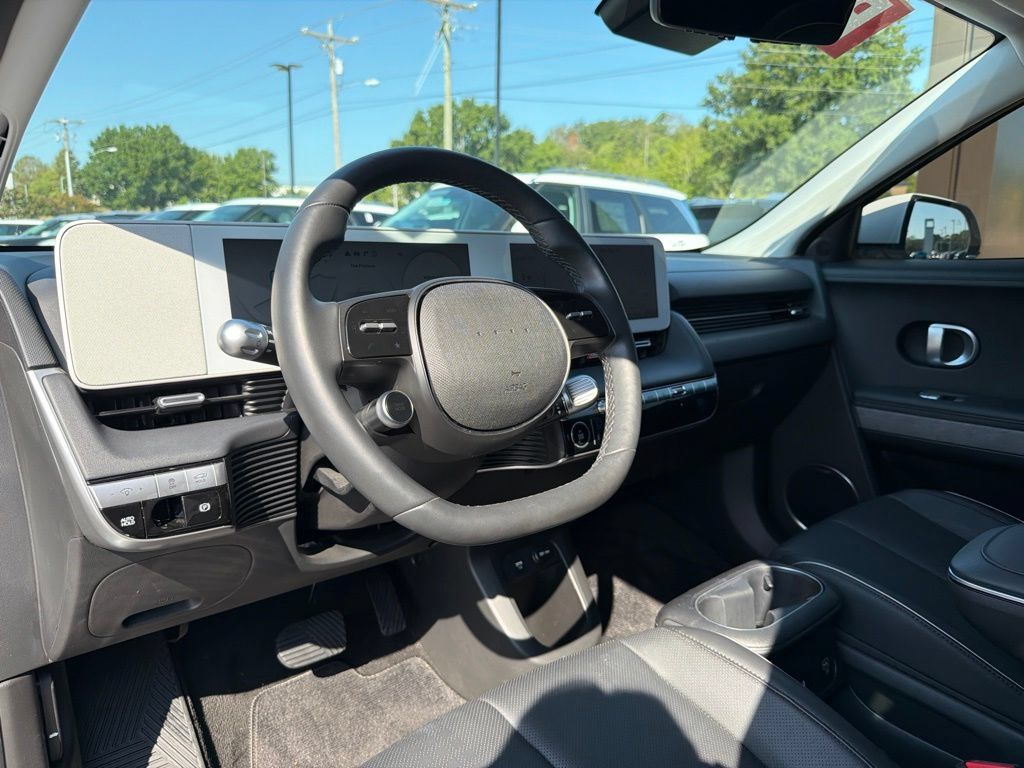 Certified 2024 Hyundai Ioniq 5 Limited RWD image 11