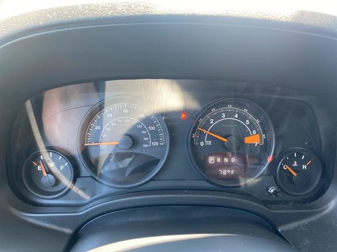 Used 2017 Jeep Patriot High Altitude AWD/4WD image 16