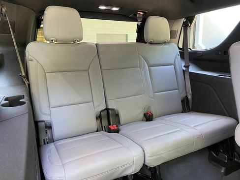 Used 2023 Chevrolet Tahoe LT w/ Luxury Package RWD image 34