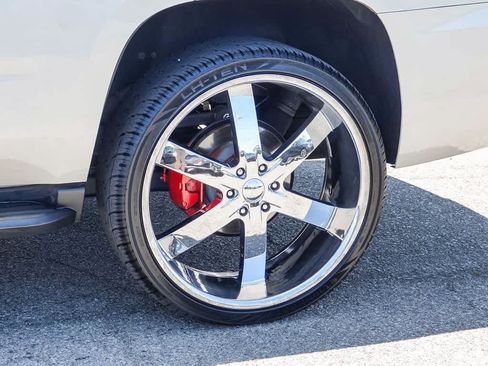 Used 2015 Chevrolet Tahoe LT RWD image 10