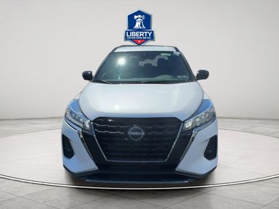 Used 2023 Nissan Kicks SR