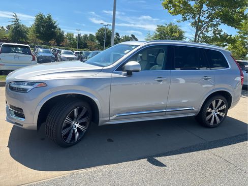 Used 2025 Volvo XC90 B6 Plus w/ Protection Package Premier AWD/4WD image 5
